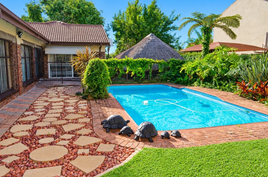 4 Bedroom Property for Sale in Wilkoppies North West